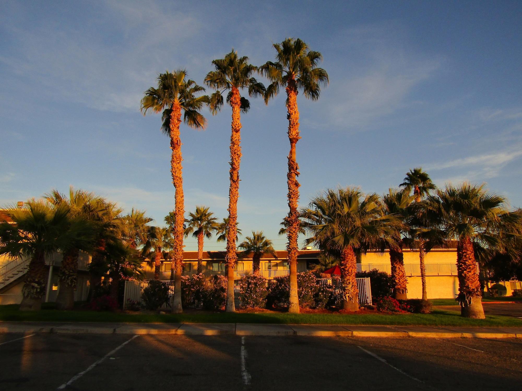 Budgetel Inn & Suites Yuma Exterior foto