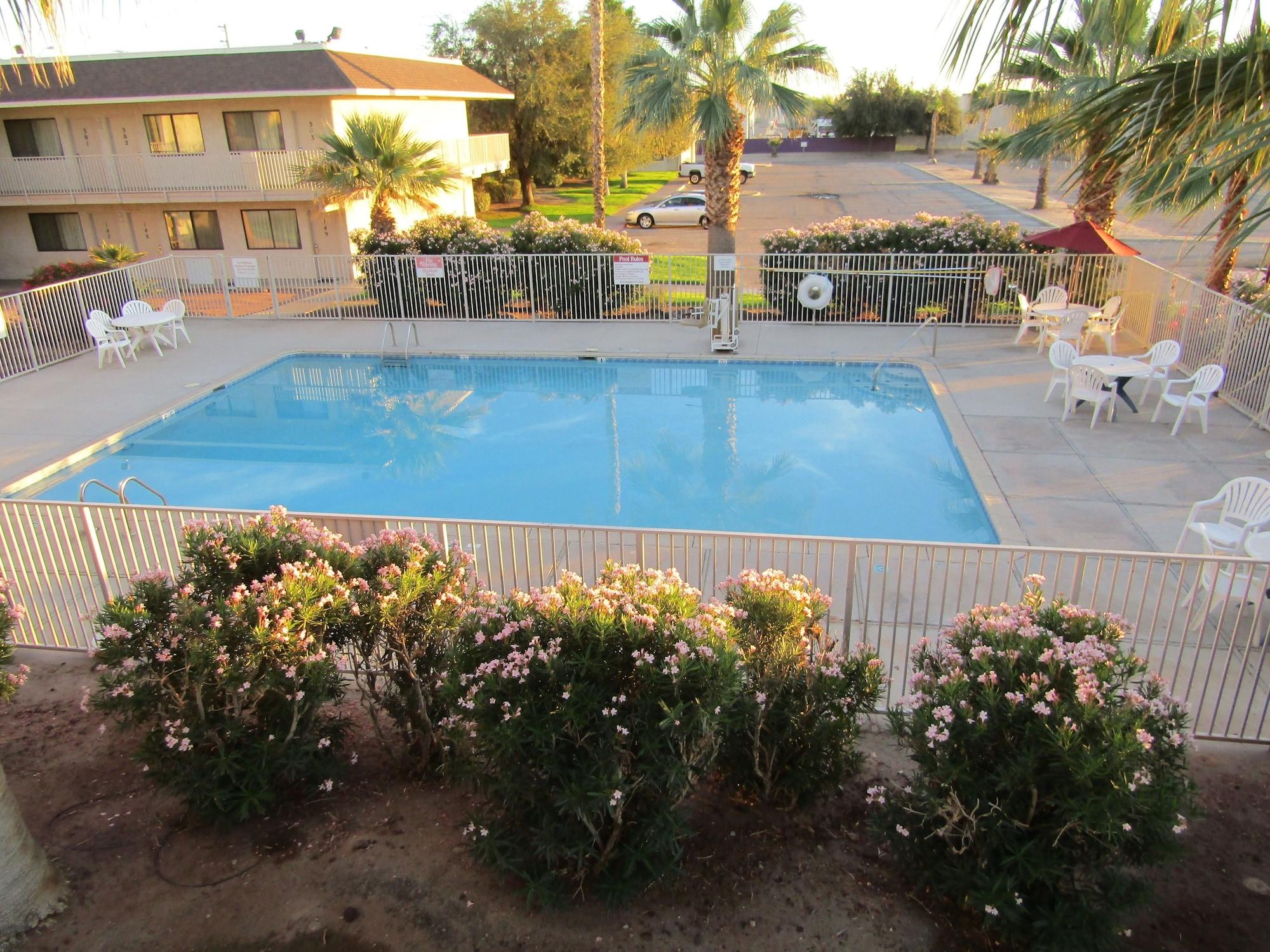 Budgetel Inn & Suites Yuma Exterior foto