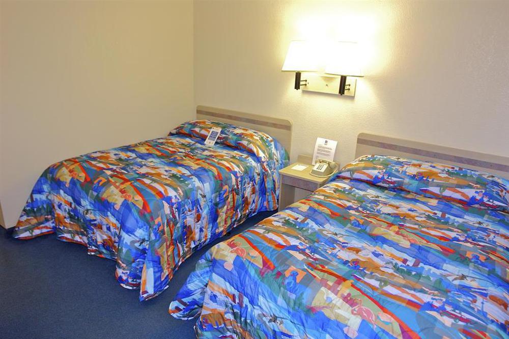 Budgetel Inn & Suites Yuma Quarto foto
